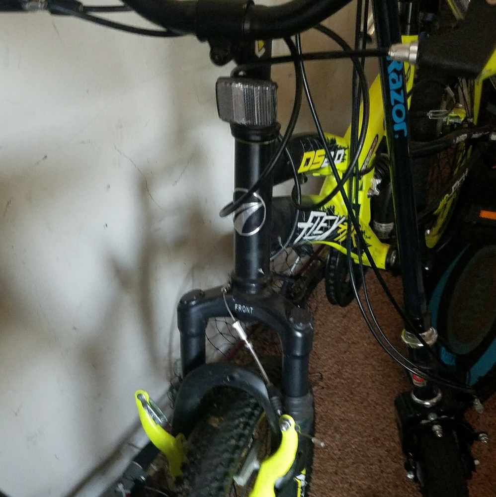 Bike - Picture 3 of 3